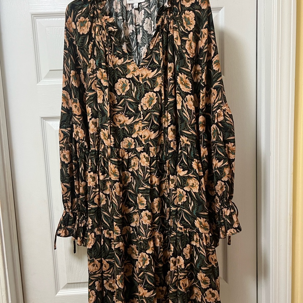 Gibson Black and Brown Floral Long Sleeve Dress